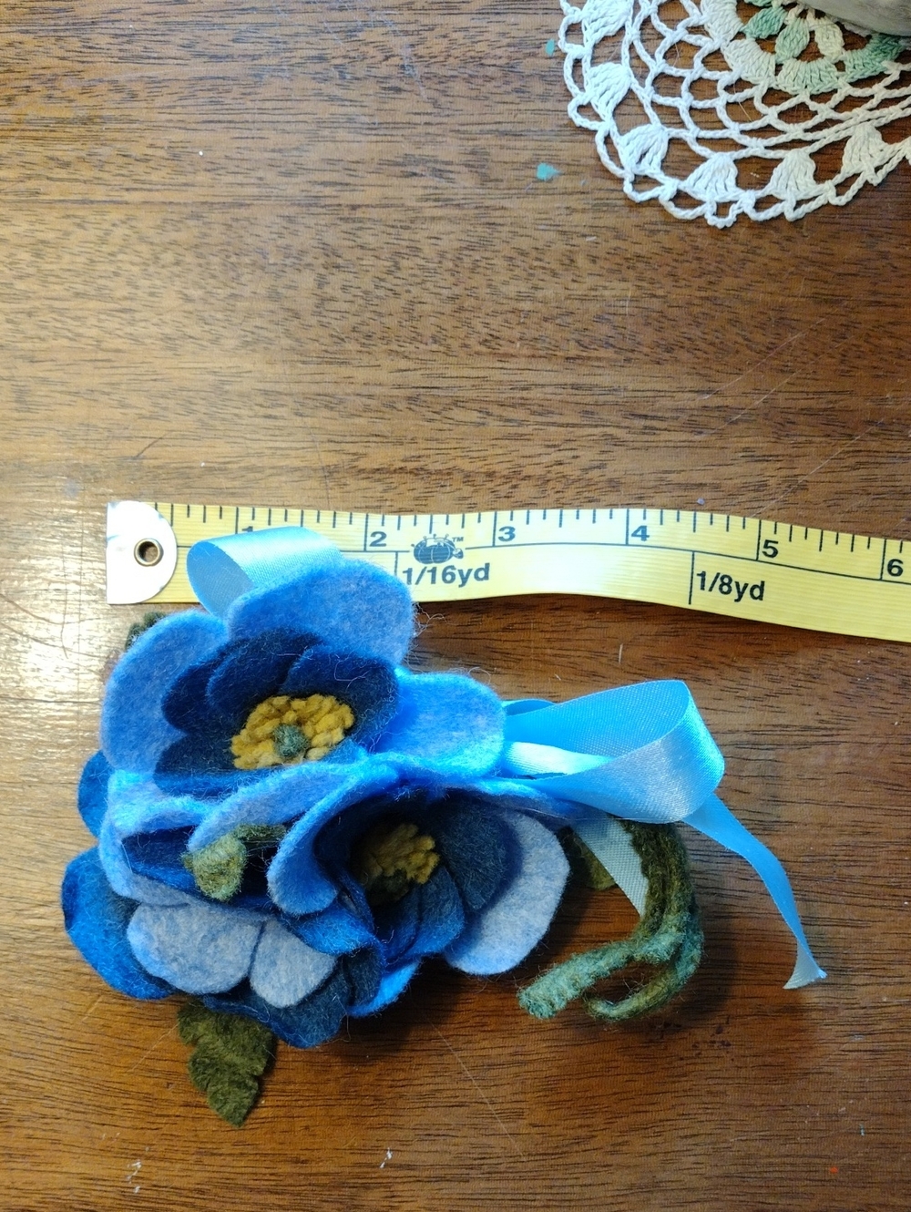 Felt Flower Lot - Picture 9 of 12